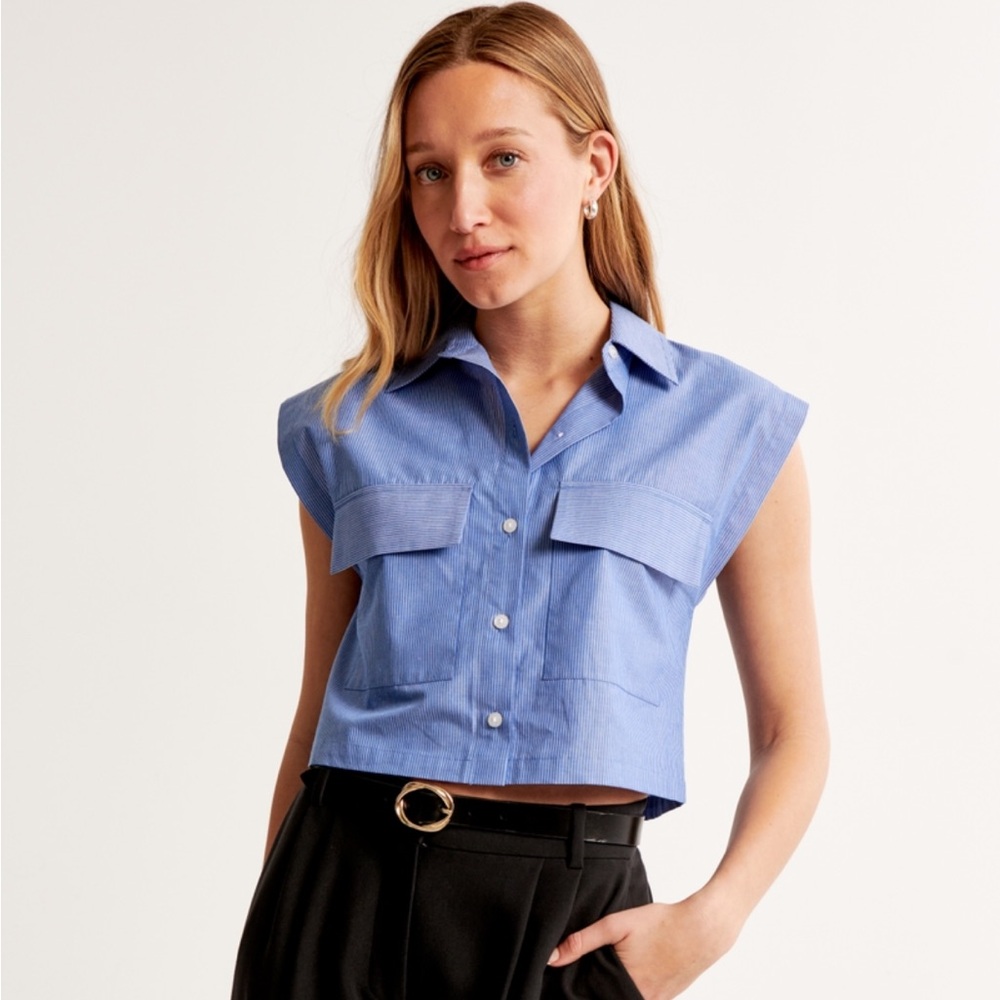 NWT Abercrombie Cropped Sleeveless Utility Shirt Women’s Size Large